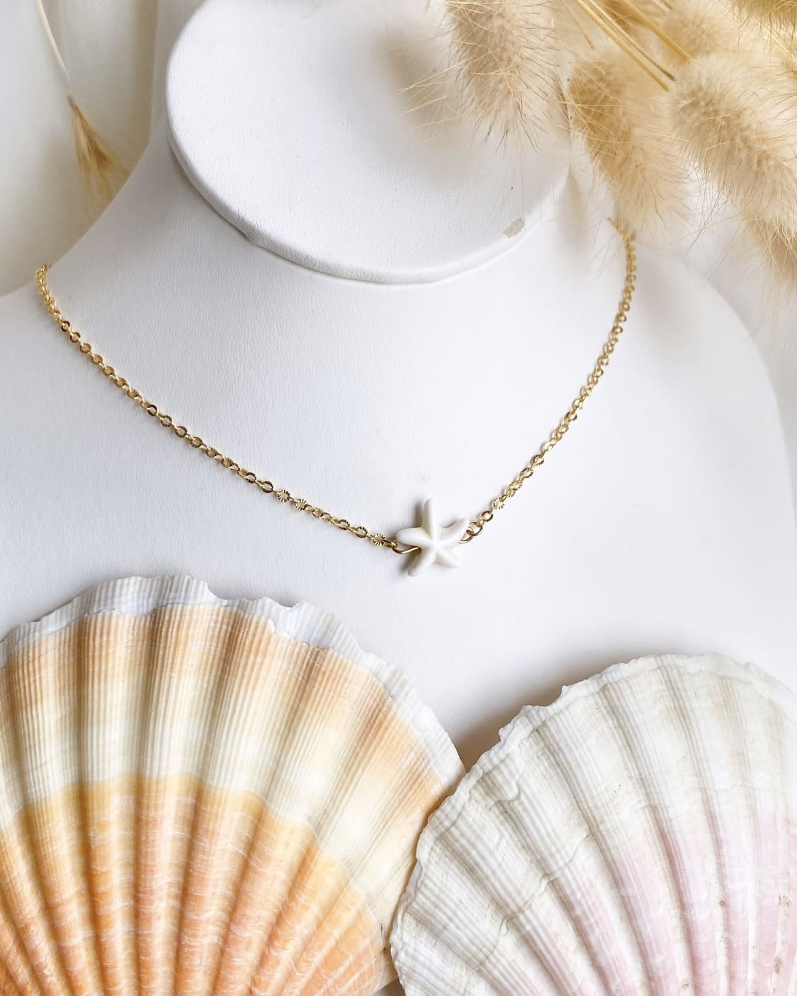 Collier NOA